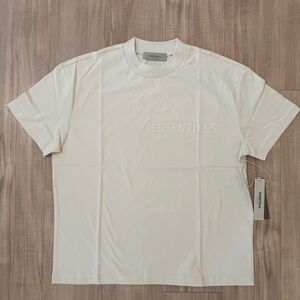 🔥 Fear Of God ESSENTIALS Oversized Tee – Size Small (Brand New w/ Tags) 🔥